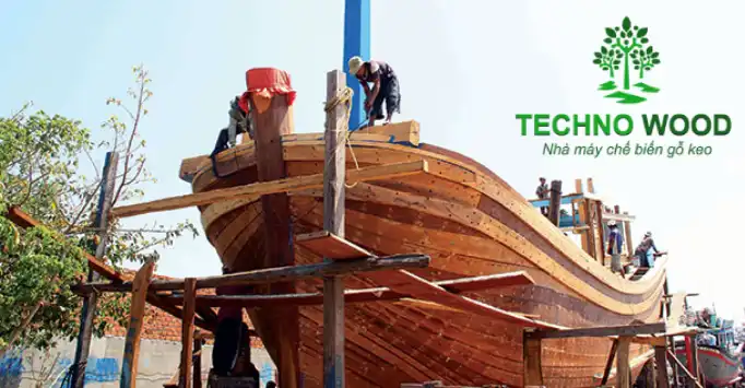 Acacia wood is an indispensable material in the shipbuilding industry due to its sturdy and durable characteristics.